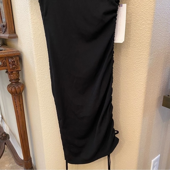 NWT~FOREVER 21 x ALMOST FAMOUS Women Black Ruched Dress Size Medium - Picture 3 of 9